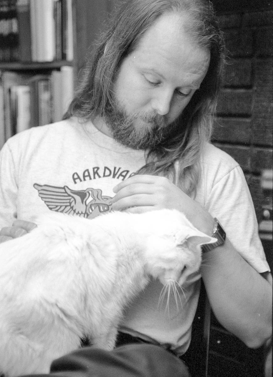 ddb 19941128 030-004