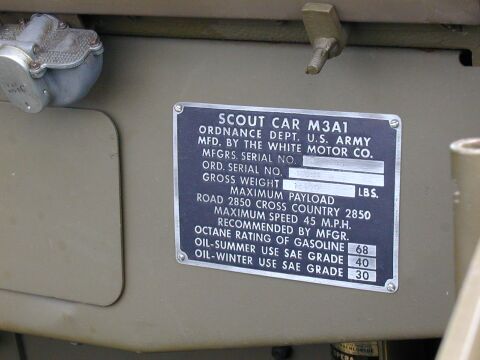 Data plate in M3A1