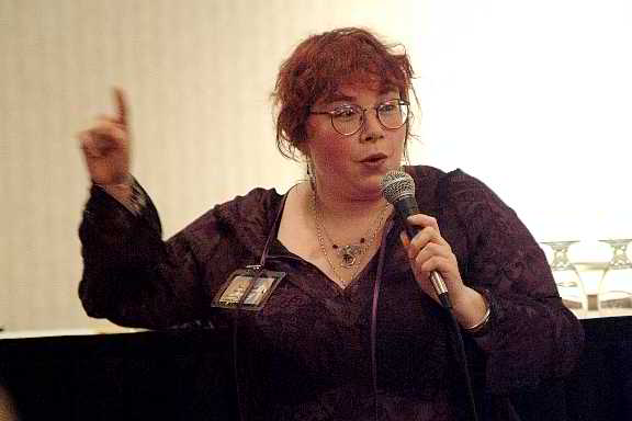 ddb 20030418 500-107