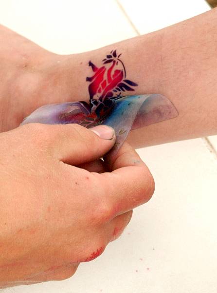 ddb 20030805 010-018