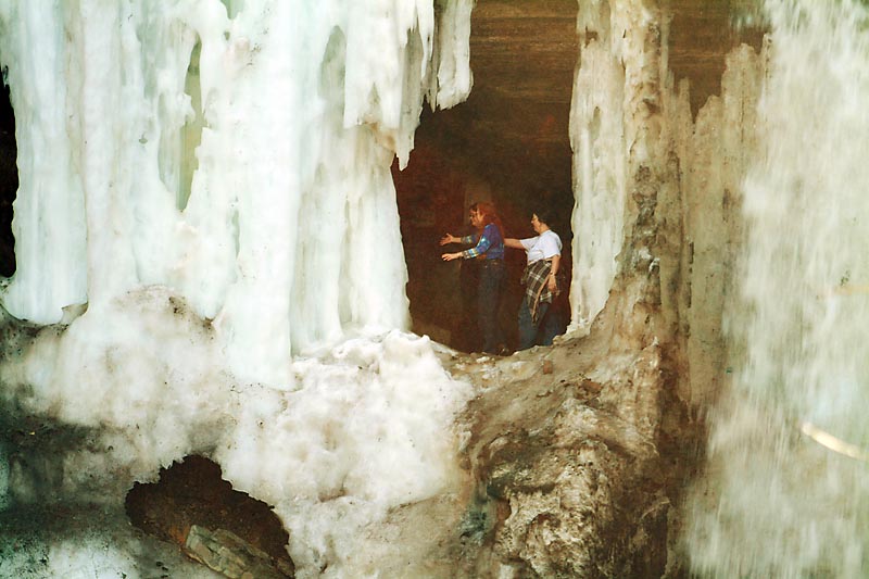 ddb 20050328 010-040