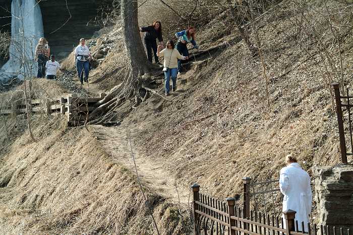 ddb 20050328 010-053