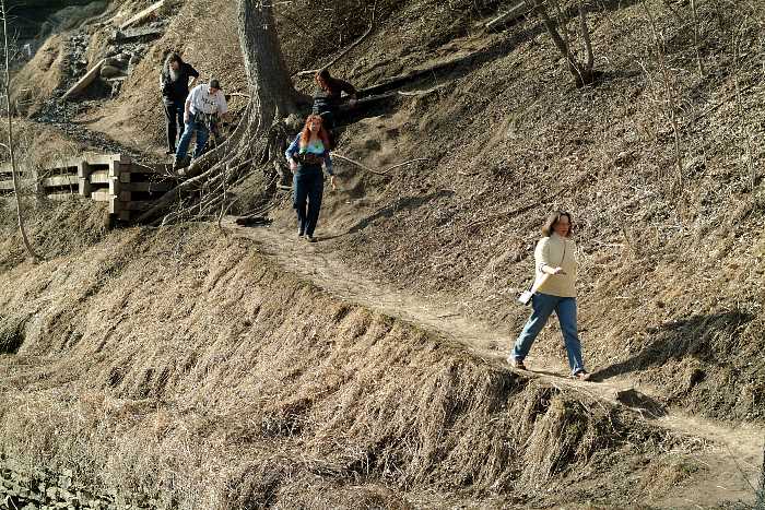 ddb 20050328 010-054