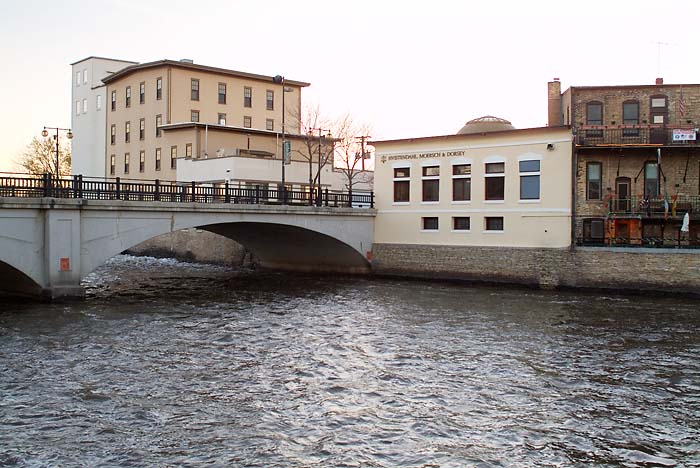 ddb 20050413 010-003