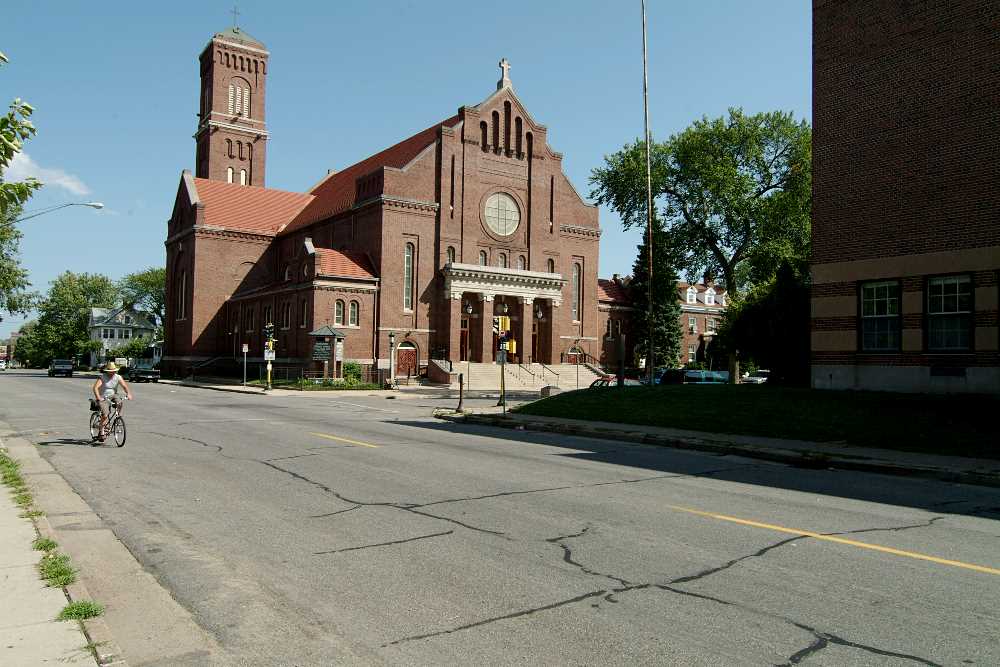 ddb 20050827 010-027