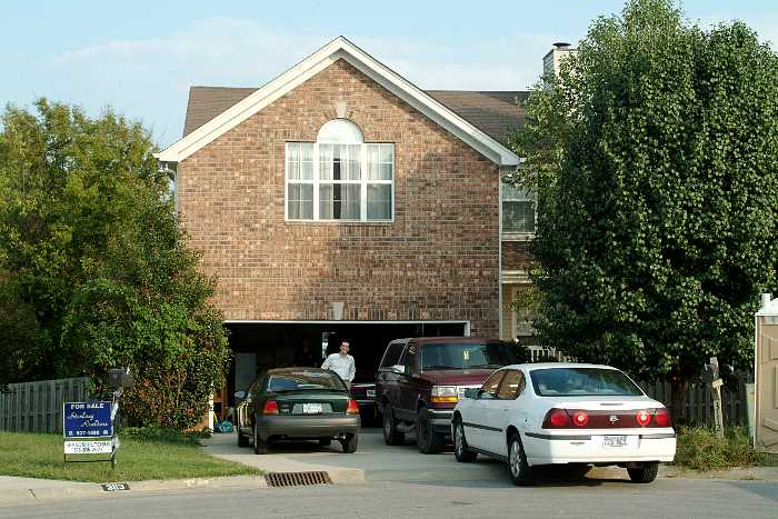 Oleg's house, many people's cars