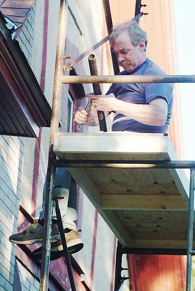 ddb 20051008 010-008