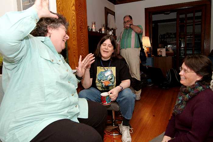 ddb 20051105 010-011