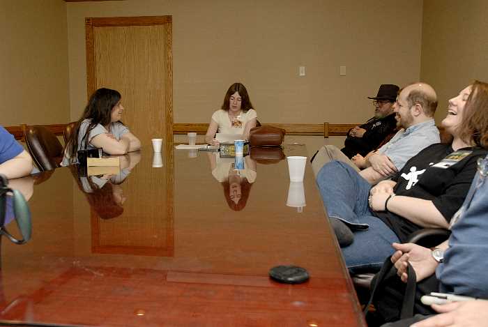 ddb 20060416 010-007