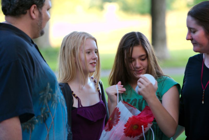 ddb 20090801 010-013-orig