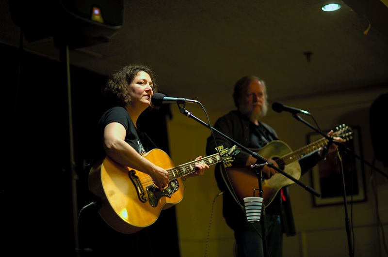 ddb 20100402 010-099