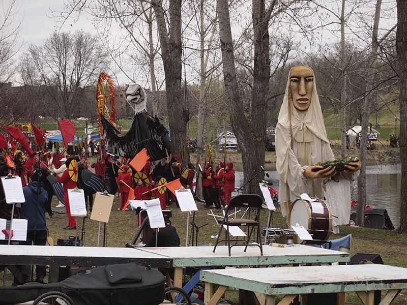 ddb 20110501 010-308