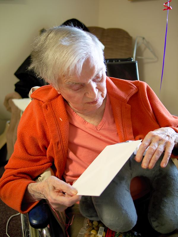 ddb 20111124 010-012