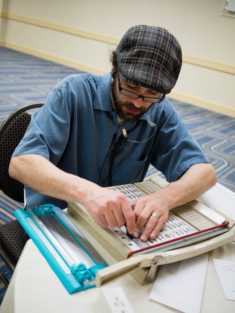 ddb 20150401 100-033