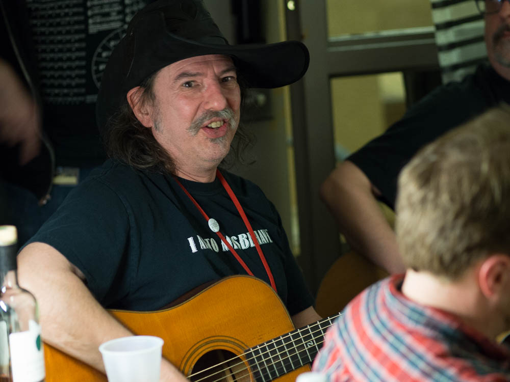 ddb 20150404 100-079